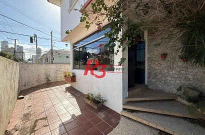 Sobrado com 3 dormitórios para alugar, 164 m² por R$ 8.000,00/mês - Embaré - Santos/SP