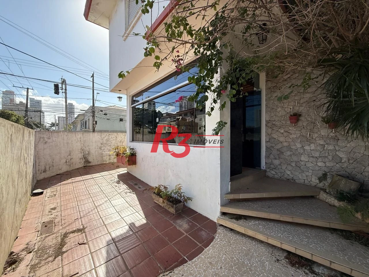 Sobrado com 3 dormitórios para alugar, 164 m² por R$ 8.000,00/mês - Embaré - Santos/SP