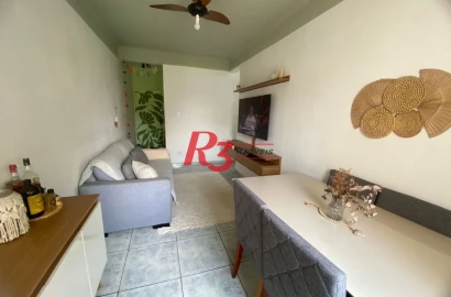 Apartamento com 2 dormitórios à venda, 75 m² por R$ 300.000,00 - Centro - São Vicente/SP