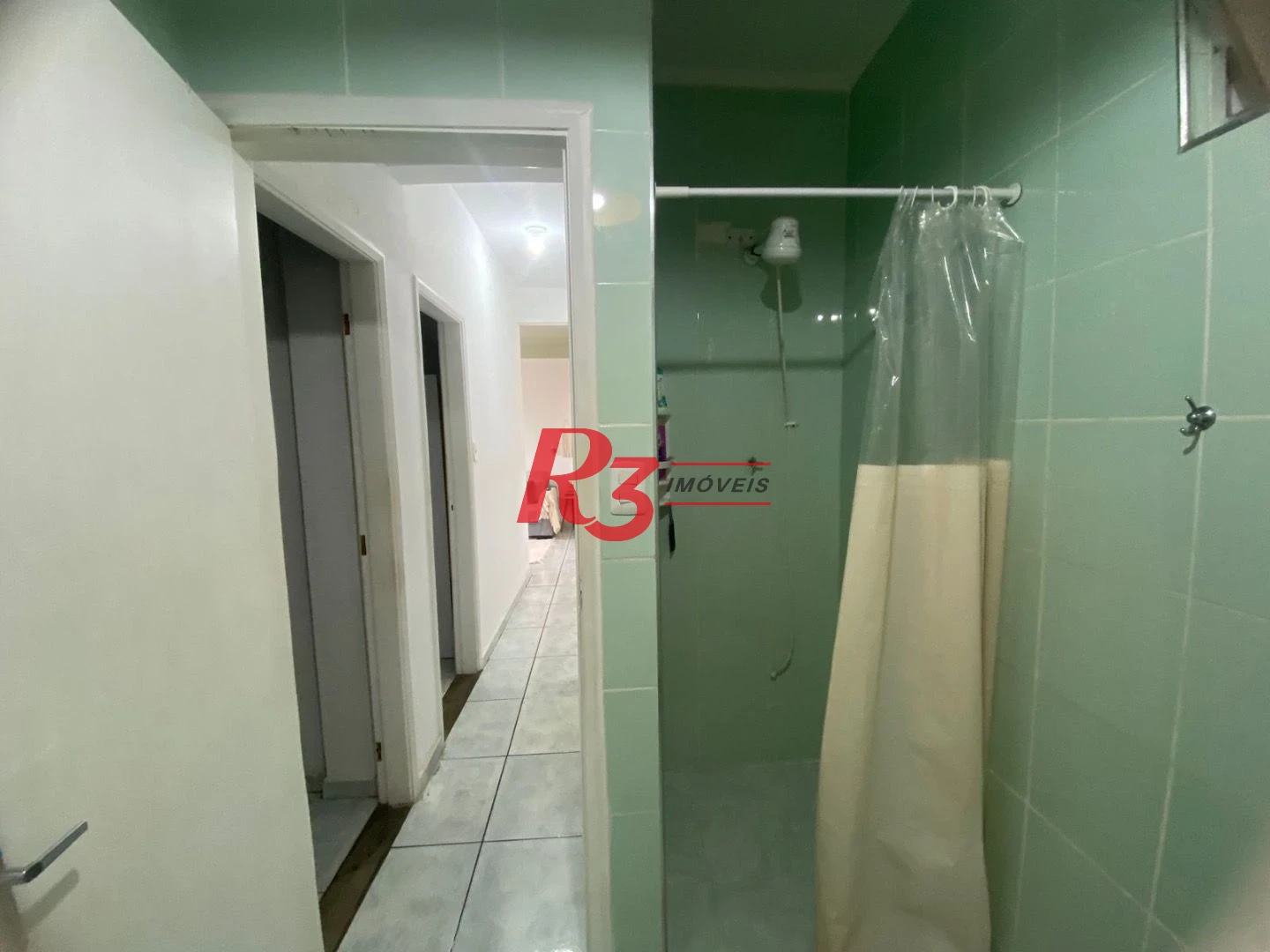 Apartamento com 2 dormitórios à venda, 75 m² por R$ 300.000,00 - Centro - São Vicente/SP