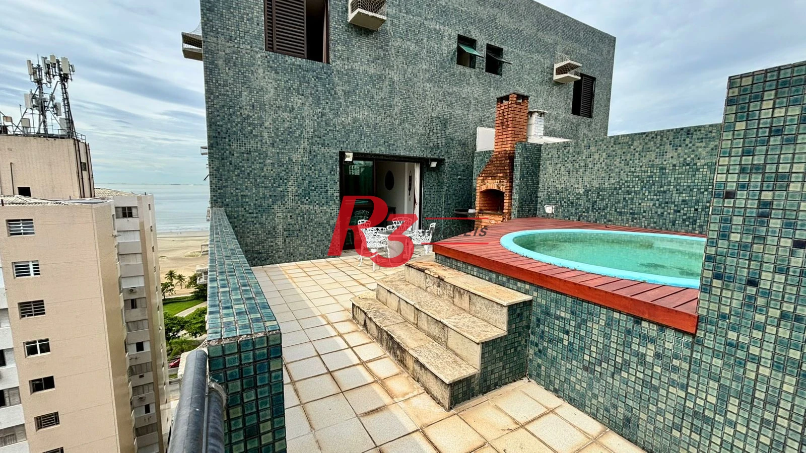 Cobertura com 3 dormitórios à venda, 172 m² por R$ 1.890.000,00 - Pompéia - Santos/SP
