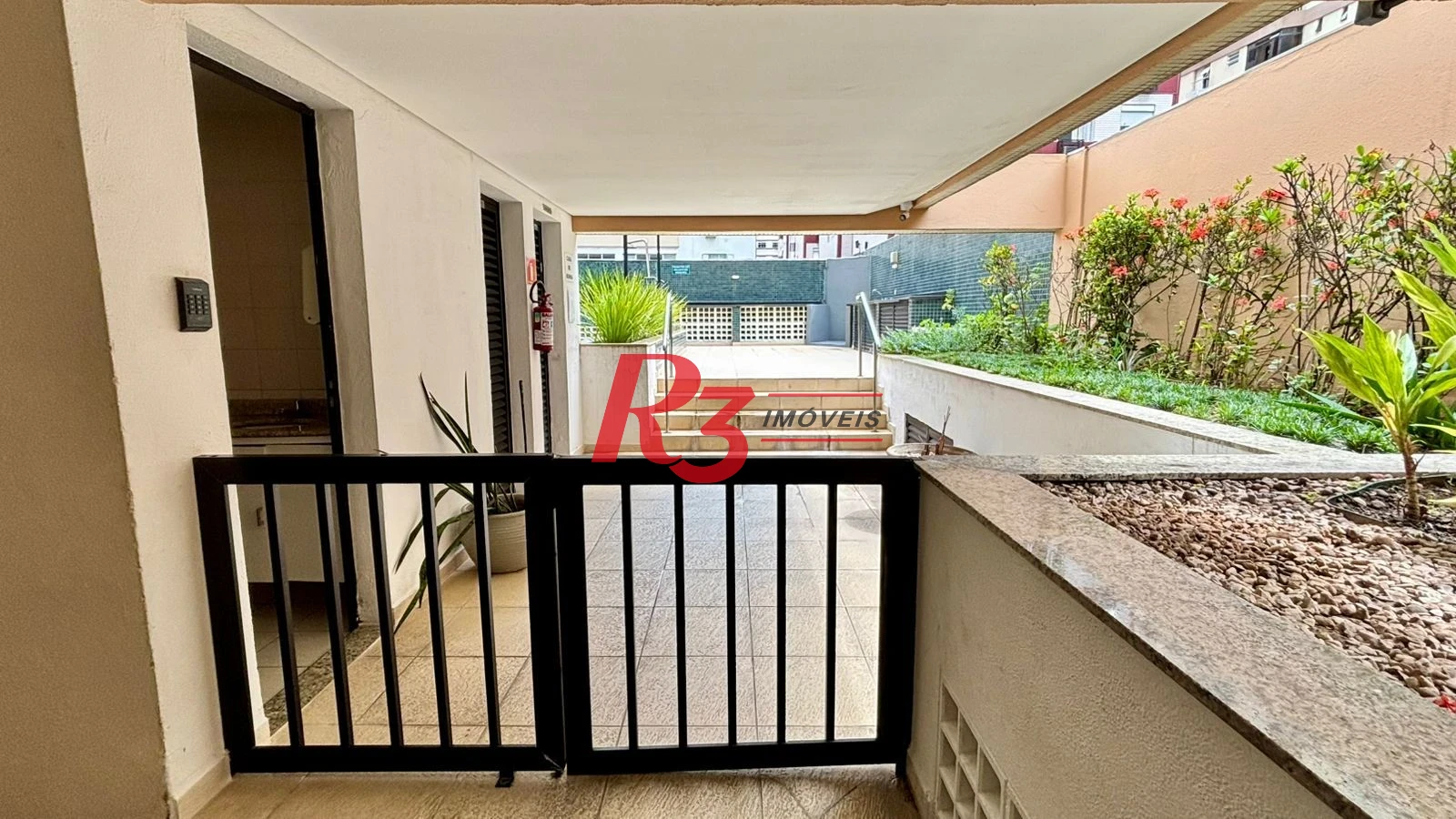Cobertura com 3 dormitórios à venda, 172 m² por R$ 1.890.000,00 - Pompéia - Santos/SP