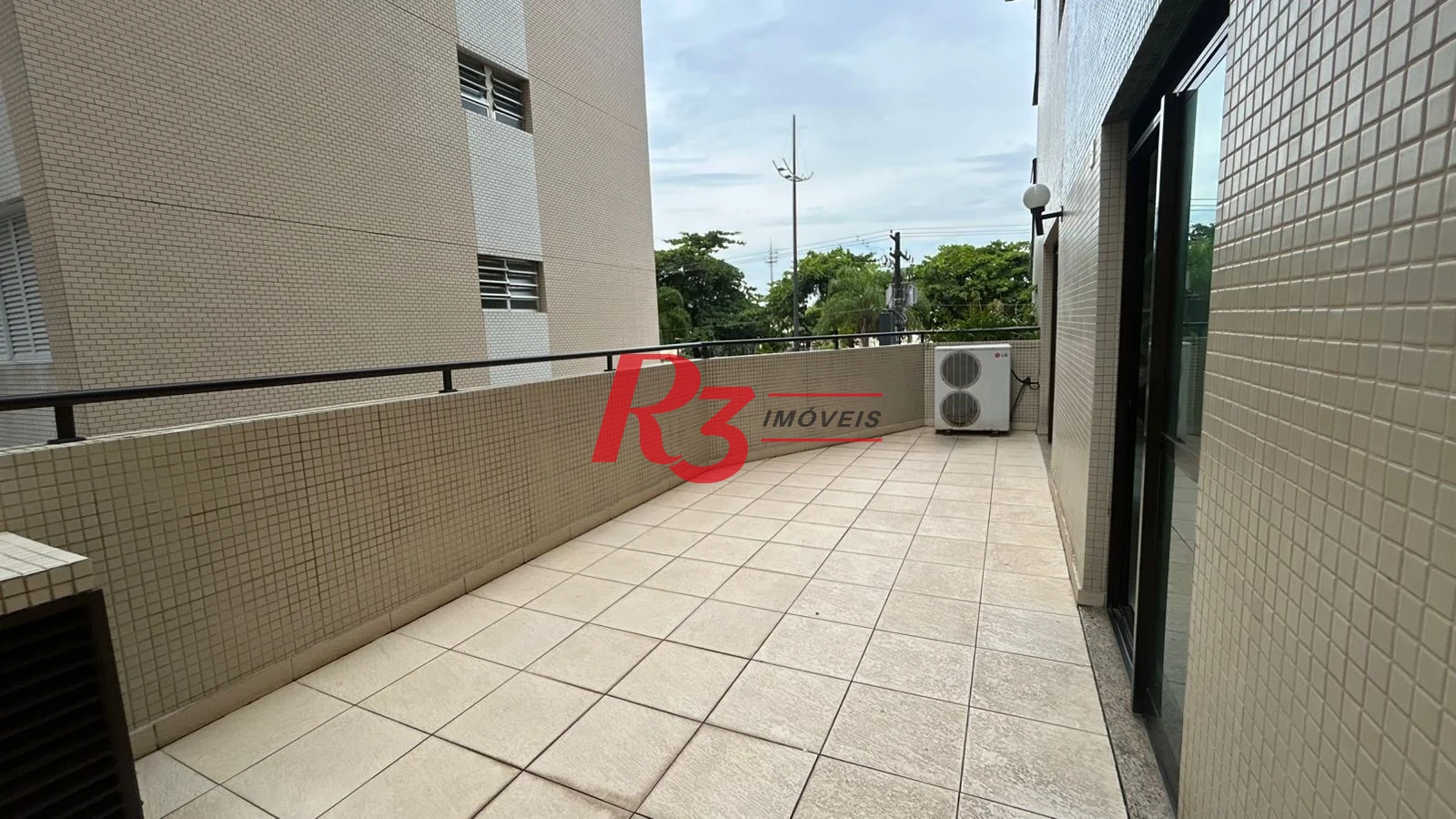 Cobertura com 3 dormitórios à venda, 172 m² por R$ 1.890.000,00 - Pompéia - Santos/SP