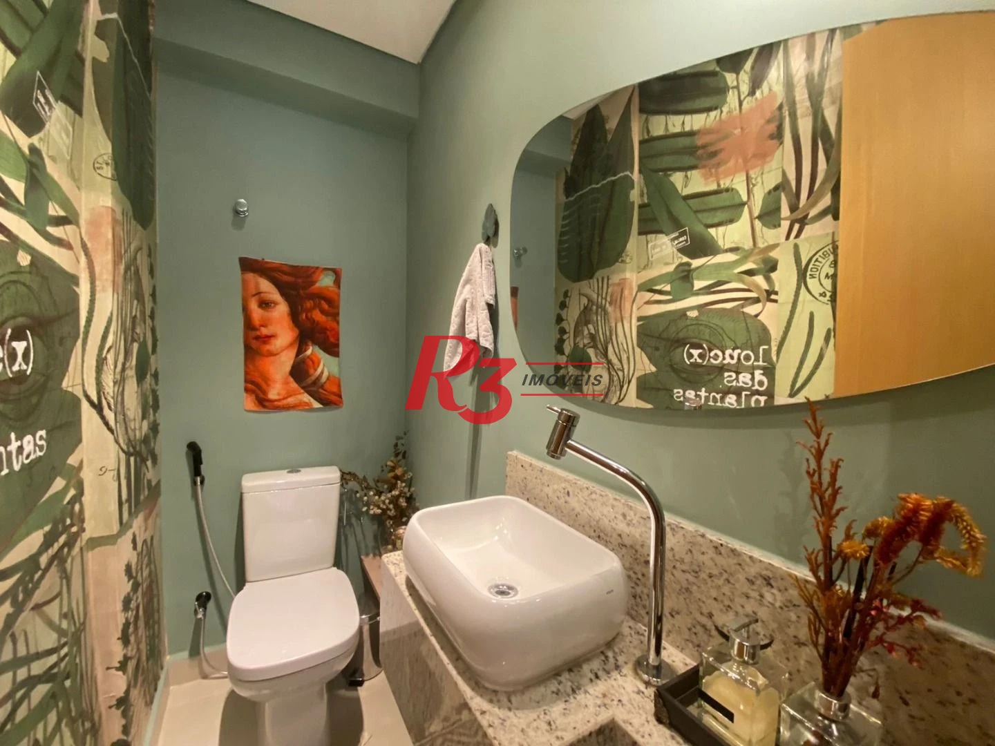 Apartamento com 2 dormitórios à venda, 66 m² por R$ 910.000,00 - Campo Grande - Santos/SP