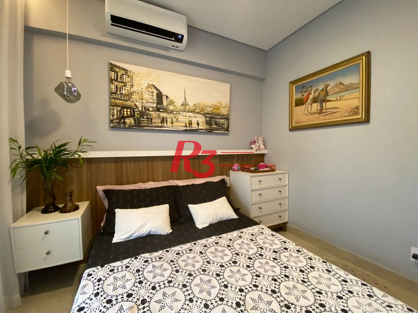 Apartamento com 2 dormitórios à venda, 66 m² por R$ 910.000,00 - Campo Grande - Santos/SP