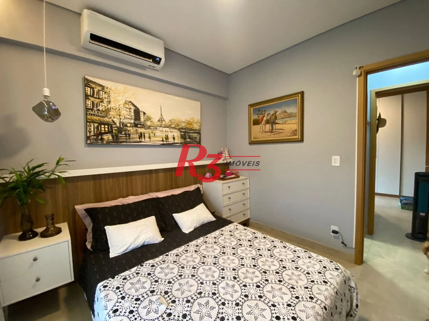 Apartamento com 2 dormitórios à venda, 66 m² por R$ 910.000,00 - Campo Grande - Santos/SP