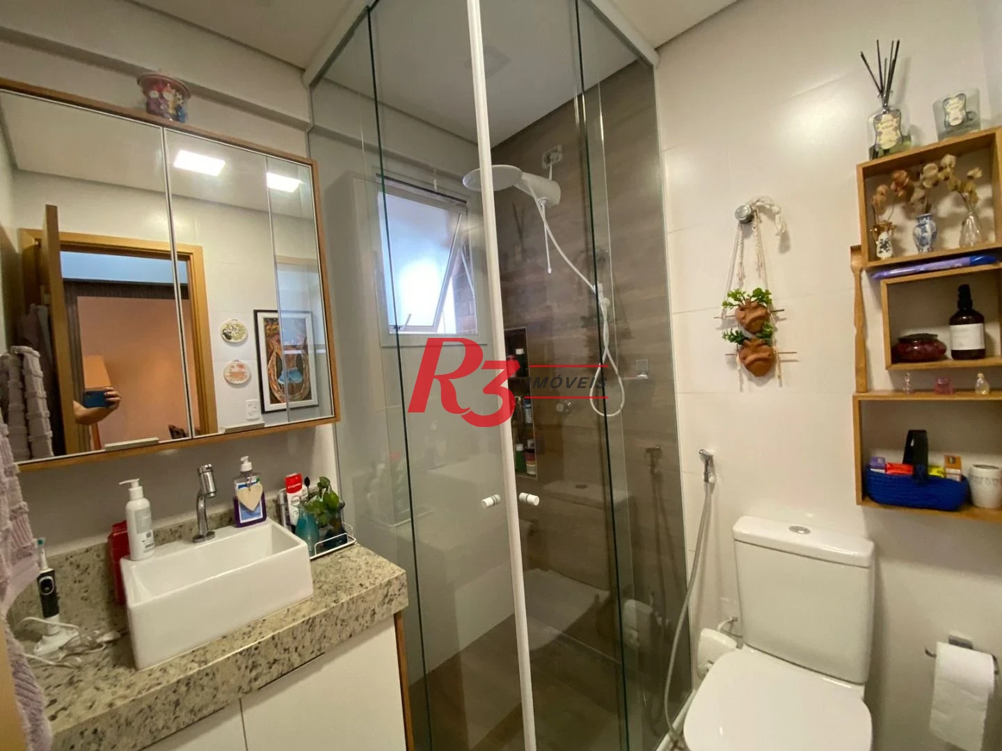 Apartamento com 2 dormitórios à venda, 66 m² por R$ 910.000,00 - Campo Grande - Santos/SP
