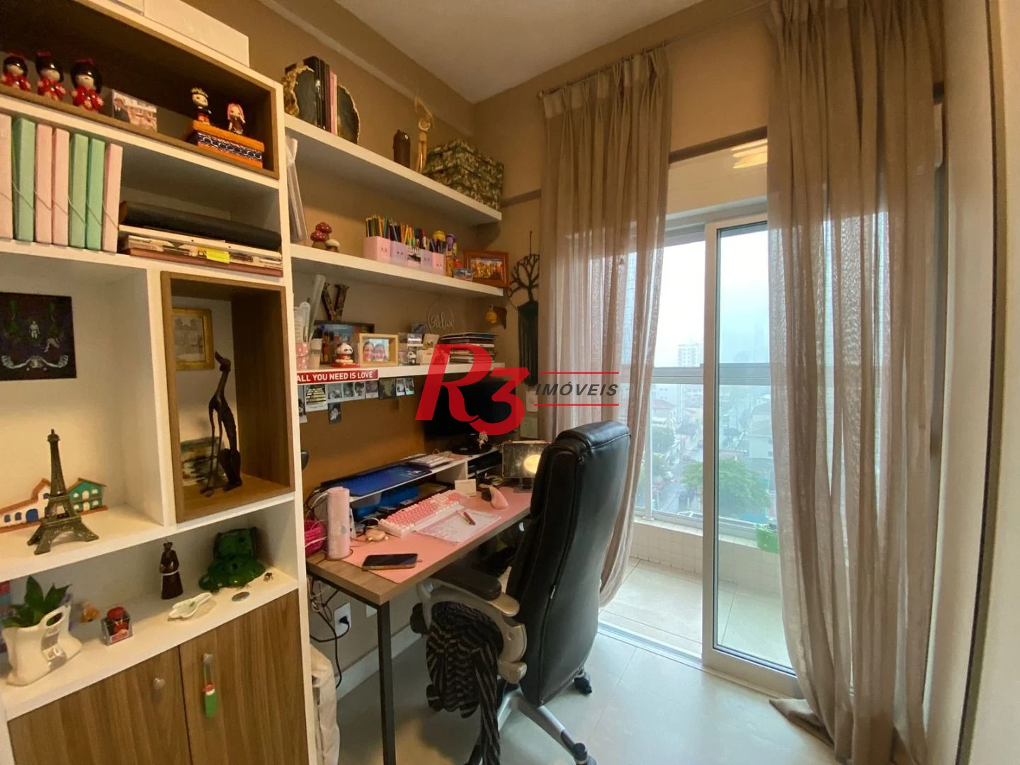Apartamento com 2 dormitórios à venda, 66 m² por R$ 910.000,00 - Campo Grande - Santos/SP