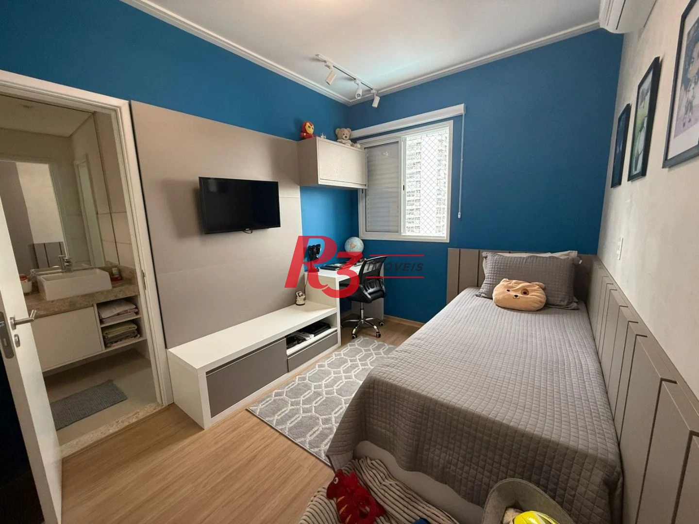 Apartamento com 3 dormitórios à venda, 125 m² por R$ 1.950.000,00 - Embaré - Santos/SP