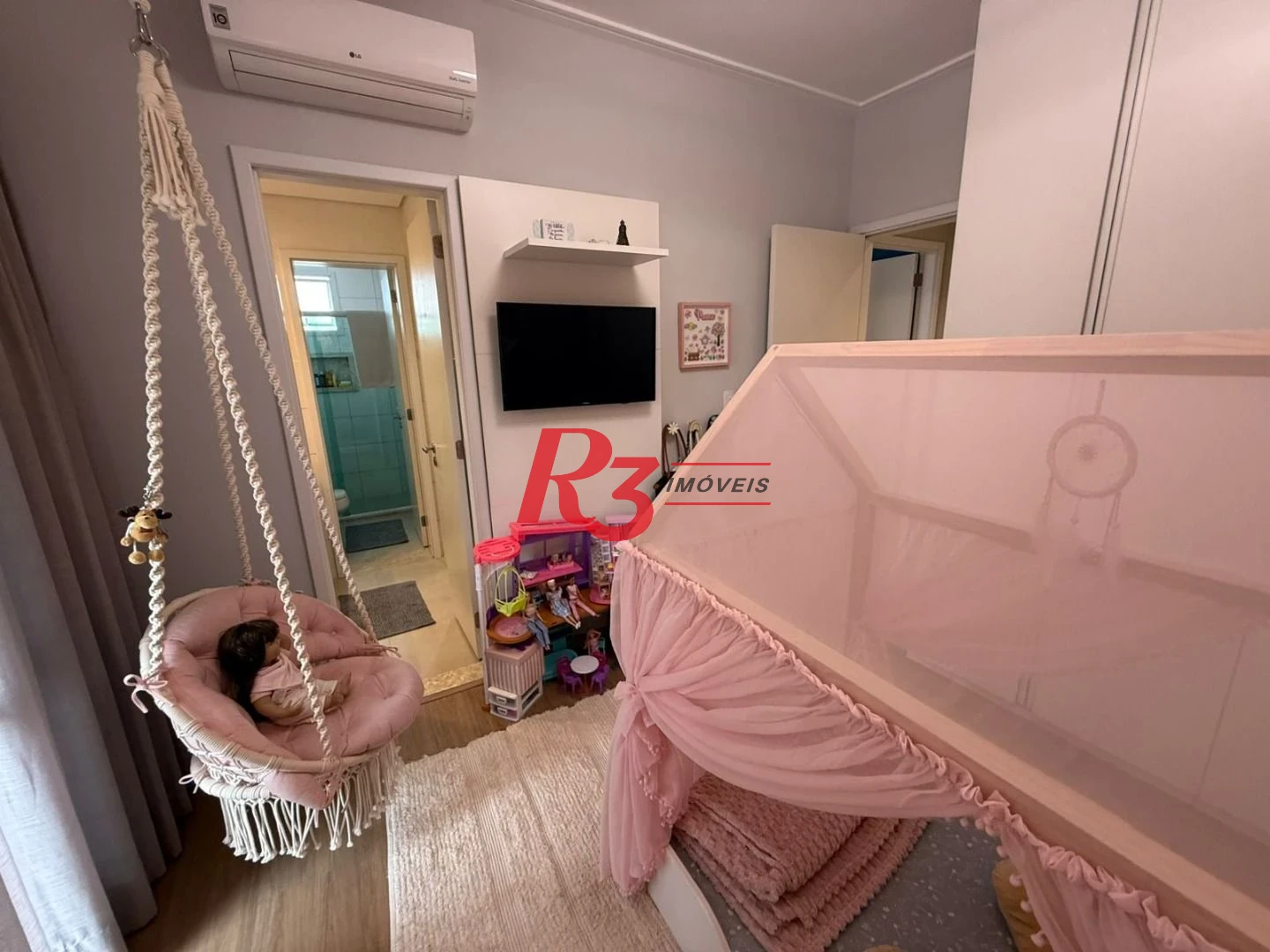 Apartamento com 3 dormitórios à venda, 125 m² por R$ 1.950.000,00 - Embaré - Santos/SP