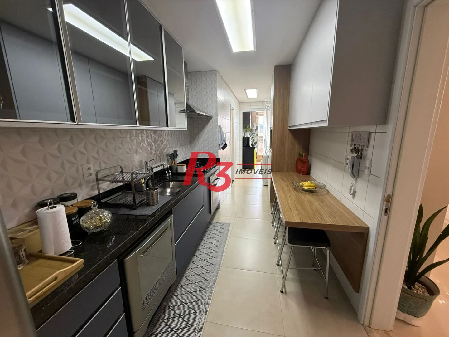 Apartamento com 3 dormitórios à venda, 125 m² por R$ 1.950.000,00 - Embaré - Santos/SP
