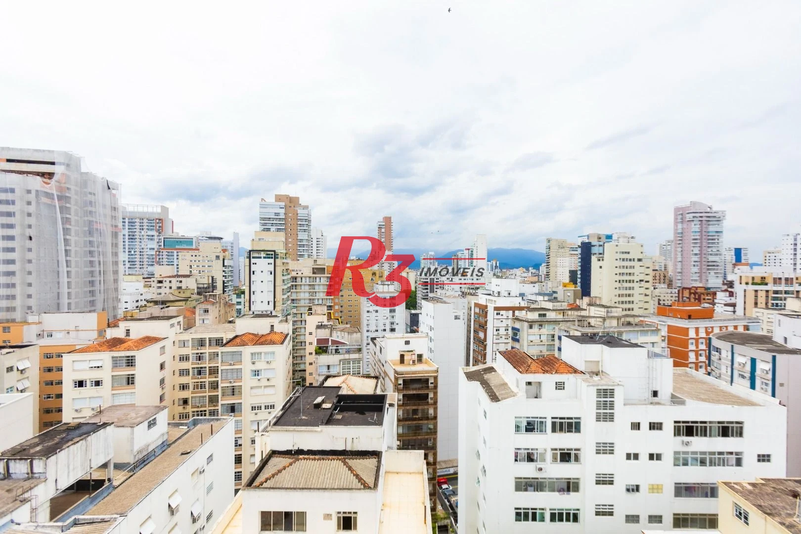 Apartamento com 3 dormitórios para alugar, 104 m² por R$ 10.000,00/mês - Gonzaga - Santos/SP