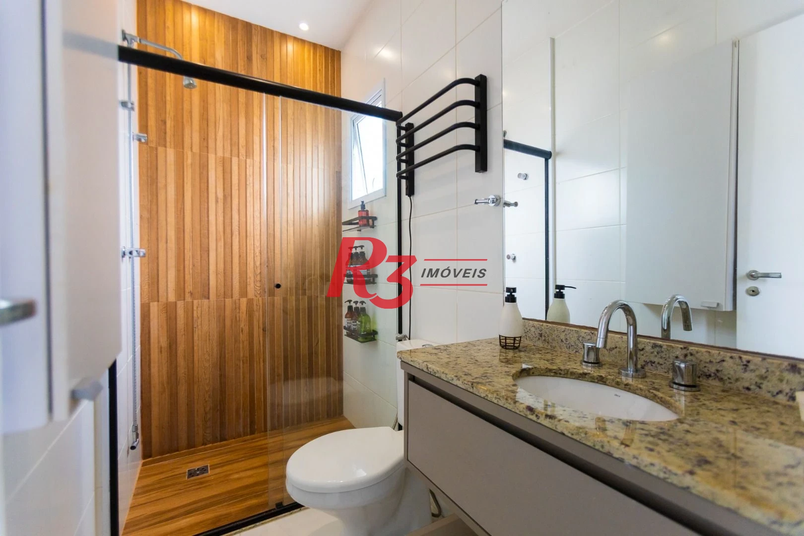 Apartamento com 3 dormitórios para alugar, 104 m² por R$ 10.000,00/mês - Gonzaga - Santos/SP
