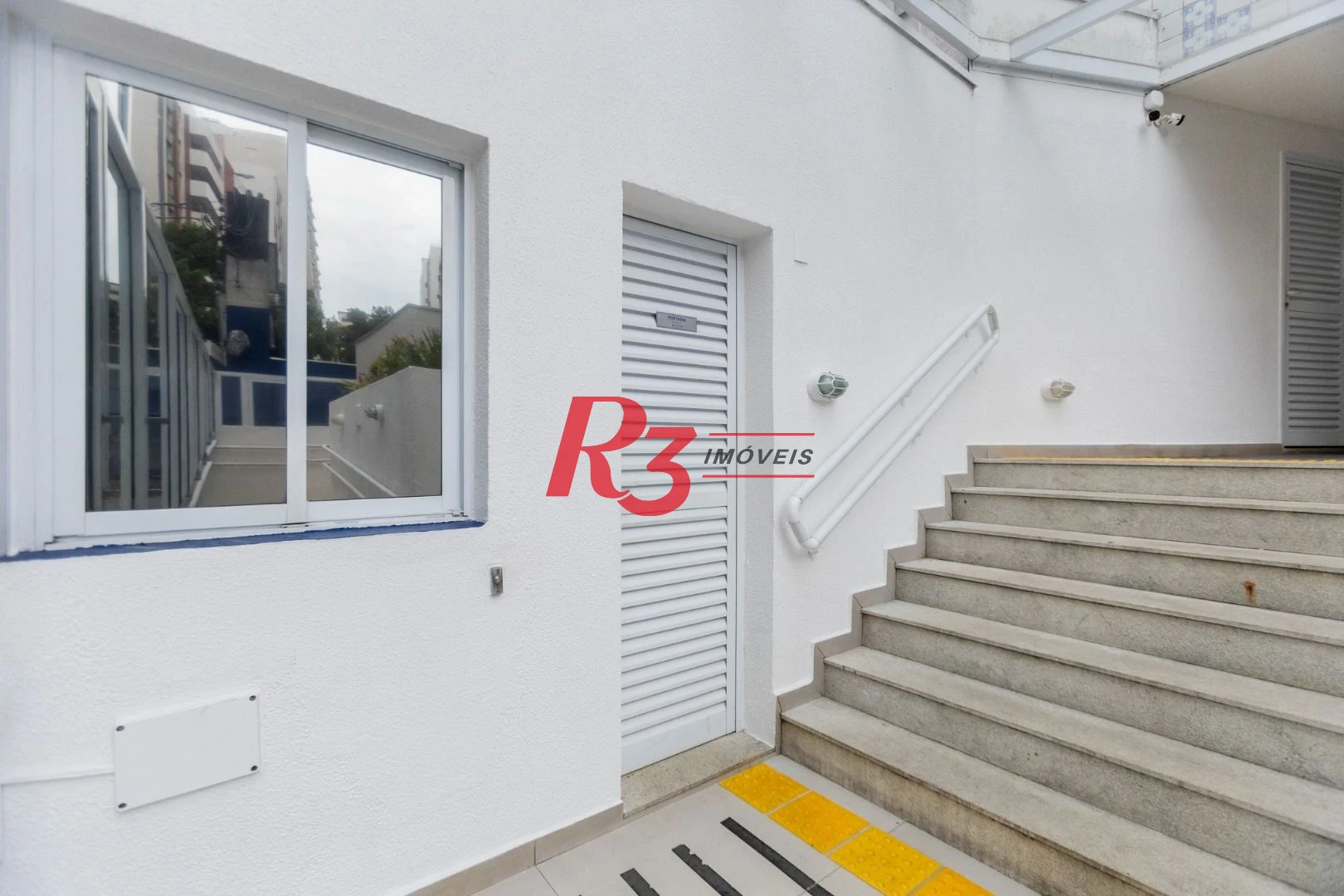 Apartamento com 3 dormitórios para alugar, 104 m² por R$ 10.000,00/mês - Gonzaga - Santos/SP