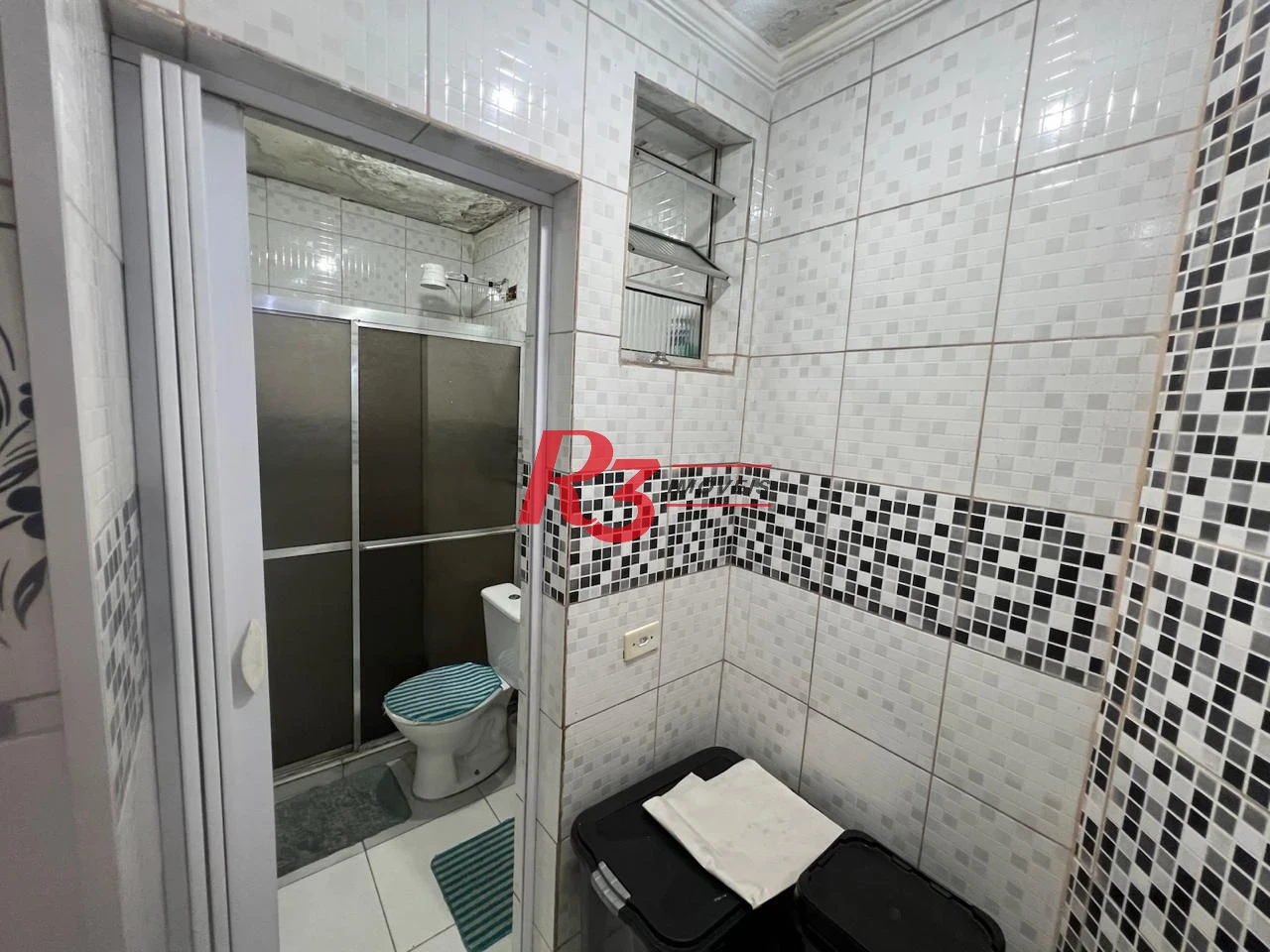 Casa com 3 dormitórios à venda, 199 m² por R$ 540.000,00 - Rádio Club - Santos/SP
