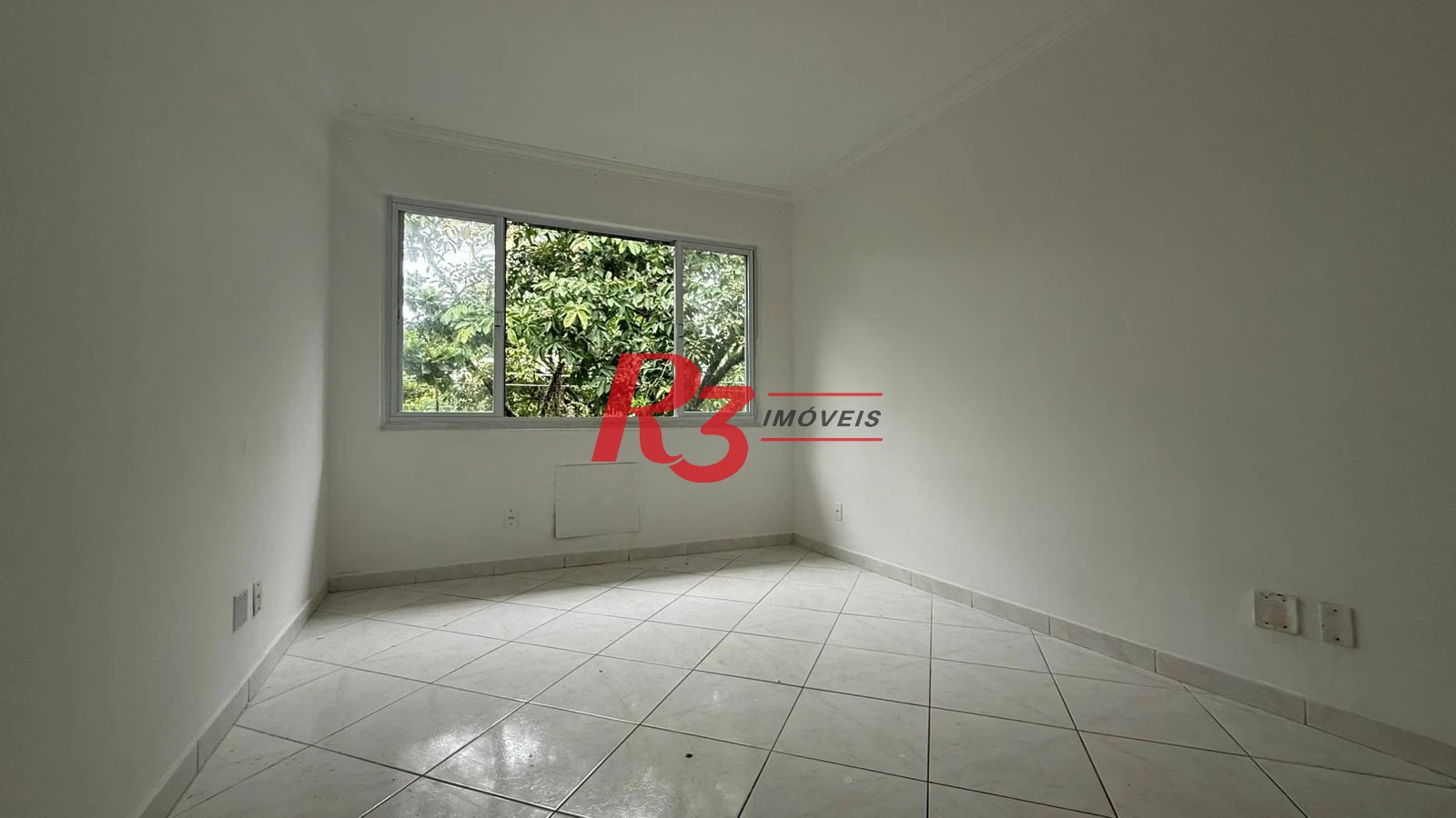 Apartamento com 3 dormitórios para alugar, 110 m² por R$ 3.500,00/mês - Gonzaga - Santos/SP