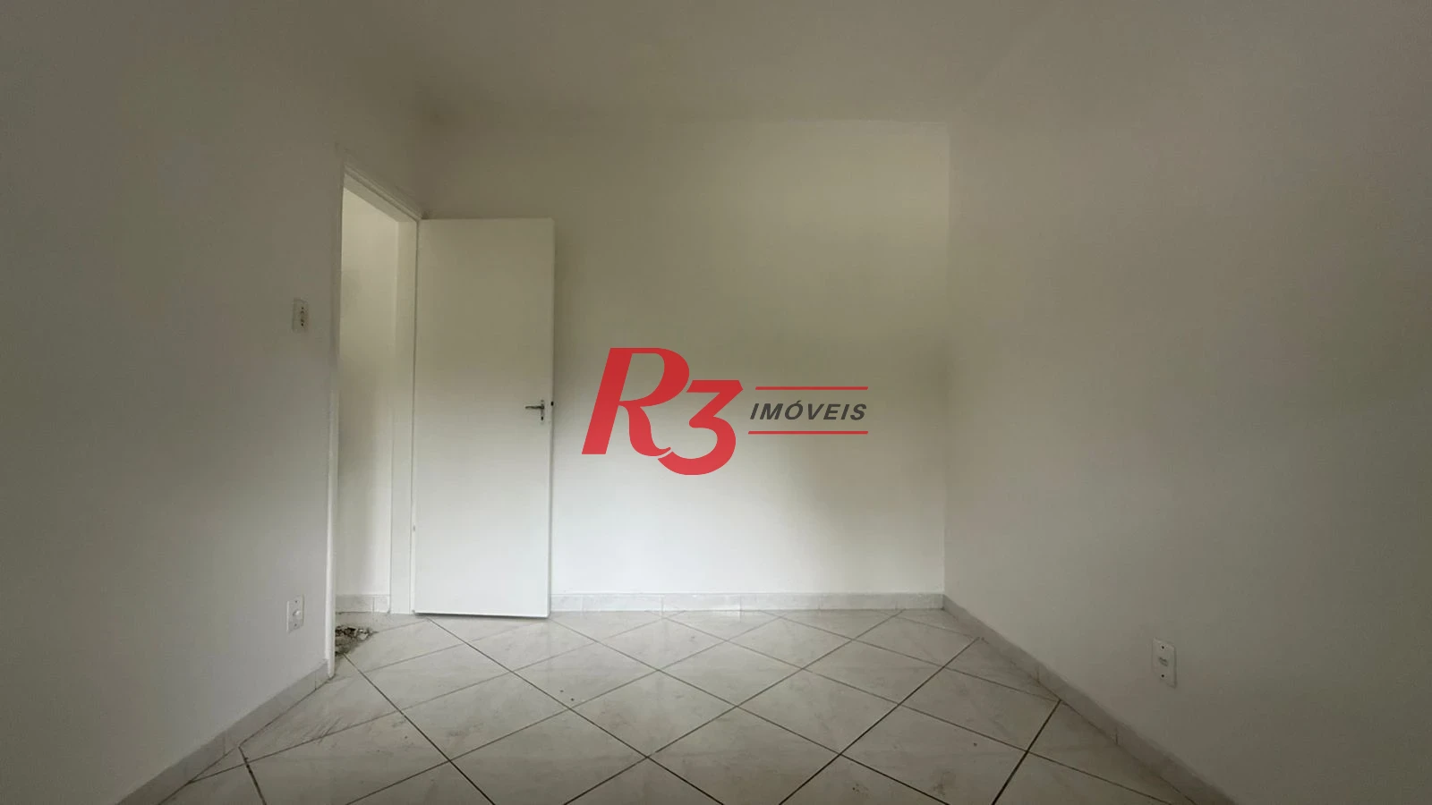 Apartamento com 3 dormitórios para alugar, 110 m² por R$ 3.500,00/mês - Gonzaga - Santos/SP