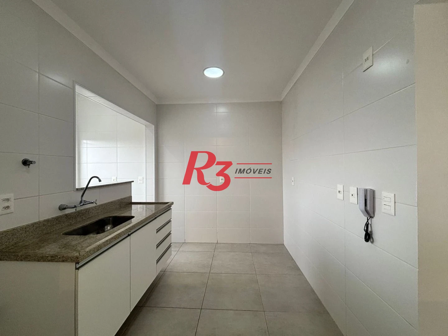 Apartamento com 1 dormitório para alugar, 53 m² - Embaré - Santos/SP
