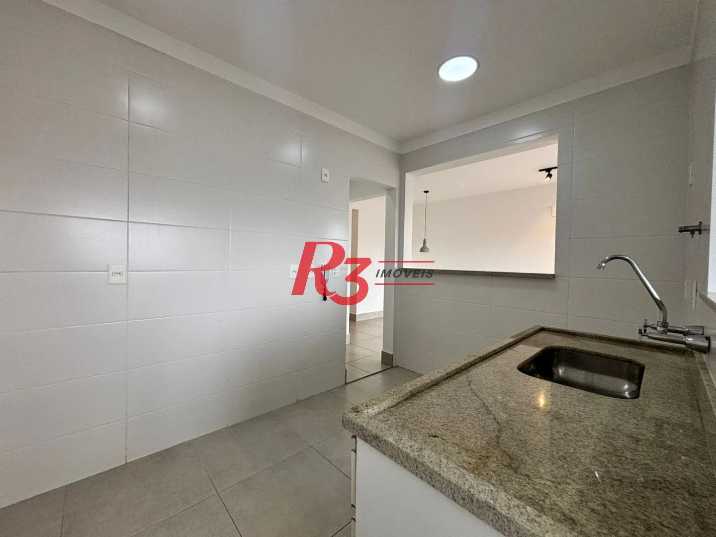 Apartamento com 1 dormitório para alugar, 53 m² - Embaré - Santos/SP
