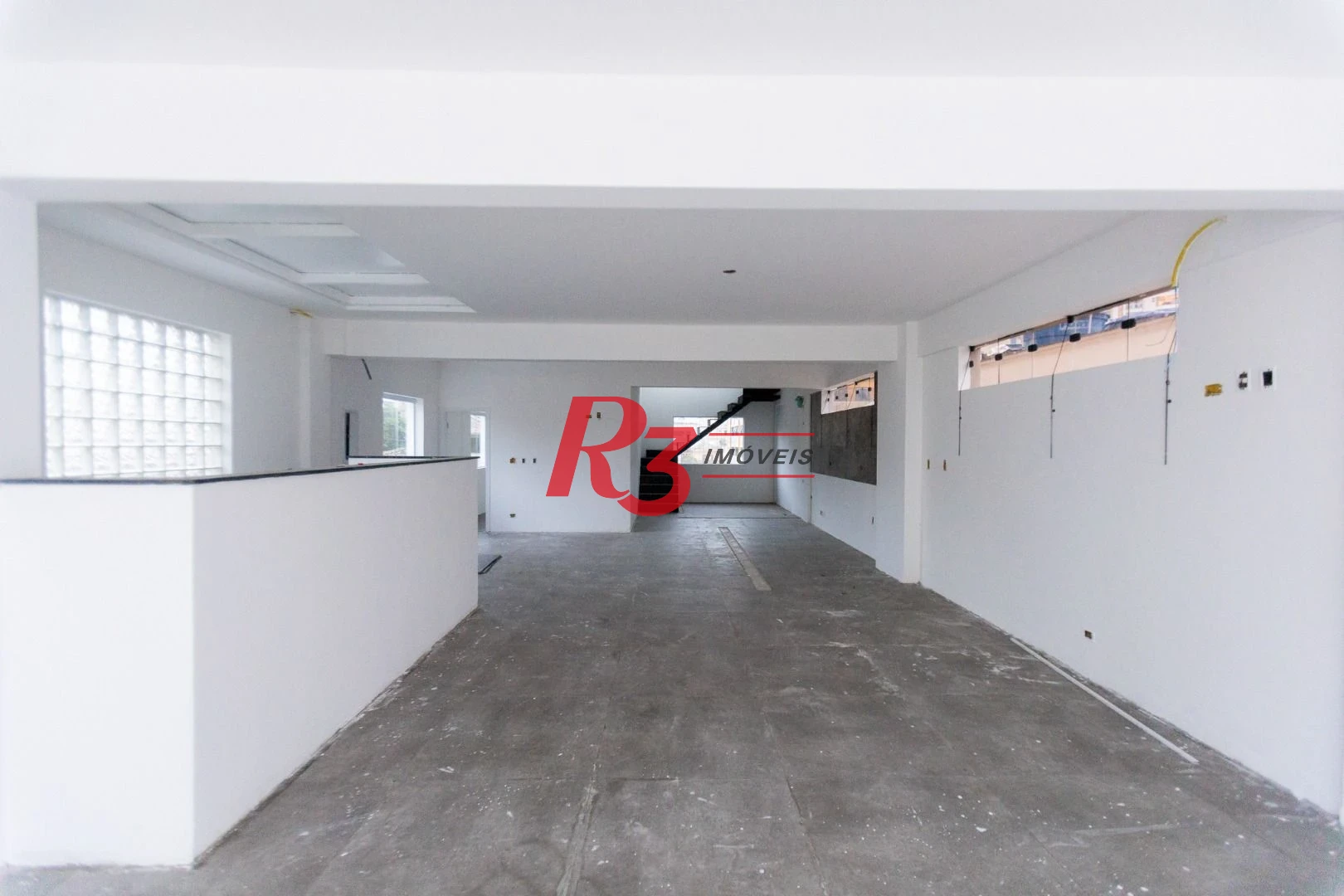 Sobrado para alugar, 467 m² por R$ 36.000,00/mês - Ponta da Praia - Santos/SP