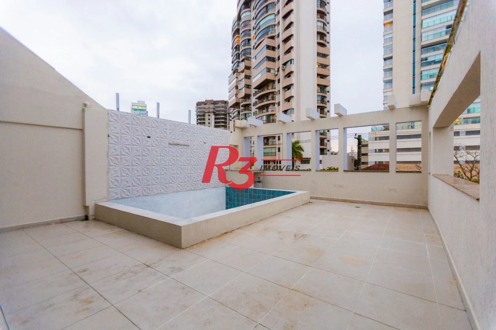 Sobrado para alugar, 467 m² por R$ 36.000,00/mês - Ponta da Praia - Santos/SP