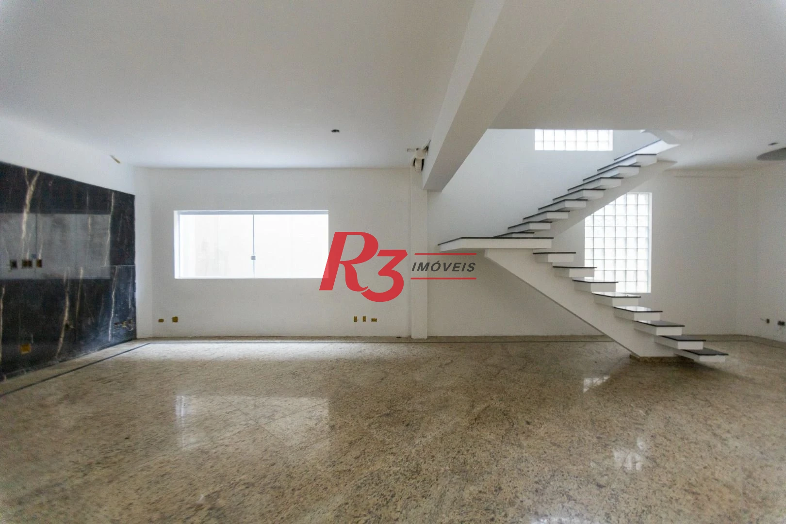 Sobrado para alugar, 467 m² por R$ 36.000,00/mês - Ponta da Praia - Santos/SP