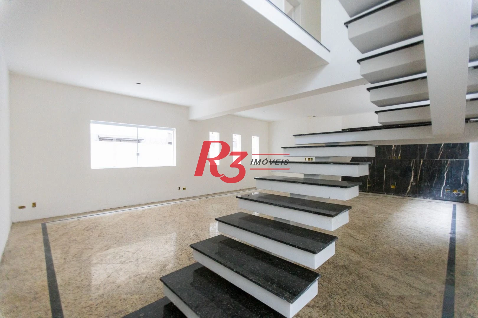 Sobrado para alugar, 467 m² por R$ 36.000,00/mês - Ponta da Praia - Santos/SP