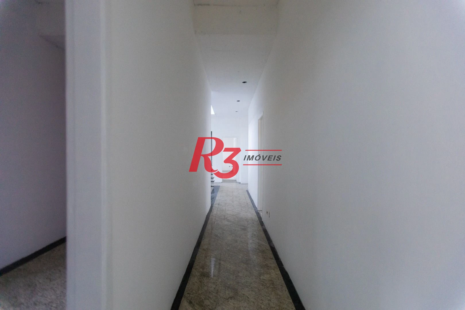 Sobrado para alugar, 467 m² por R$ 36.000,00/mês - Ponta da Praia - Santos/SP