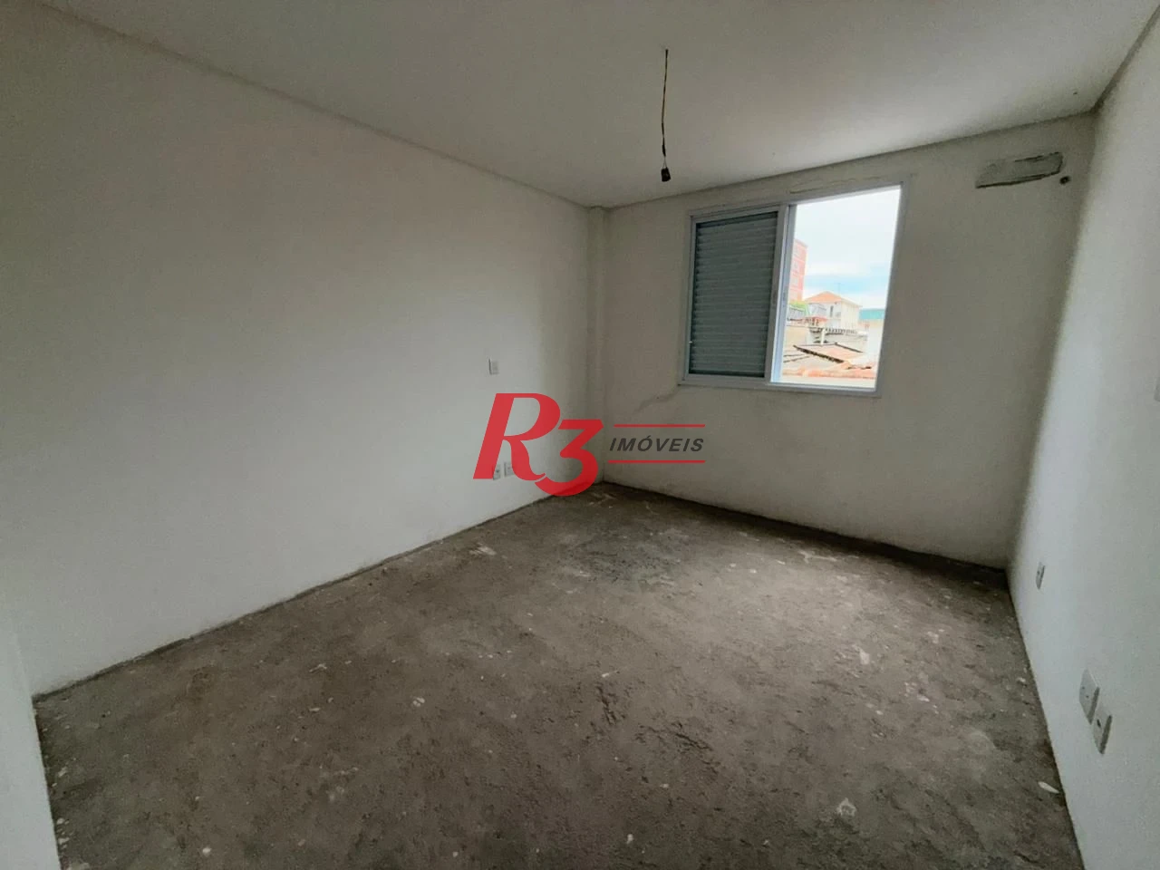 Casa com 3 dormitórios à venda, 350 m² por R$ 1.300.000,00 - Embaré - Santos/SP