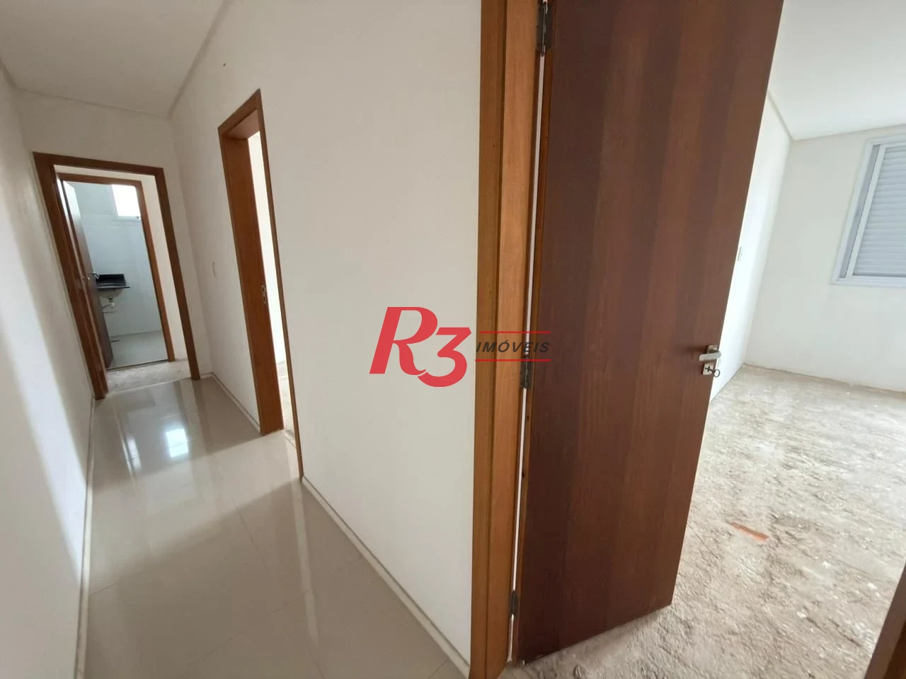 Casa com 3 dormitórios à venda, 350 m² por R$ 1.300.000,00 - Embaré - Santos/SP