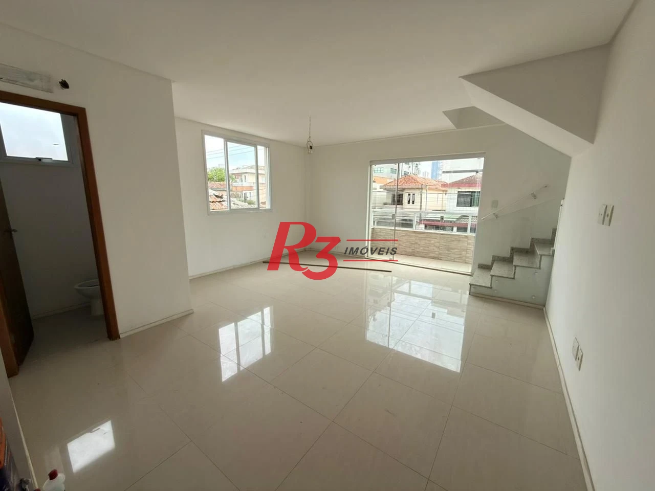Casa com 3 dormitórios à venda, 350 m² por R$ 1.300.000,00 - Embaré - Santos/SP