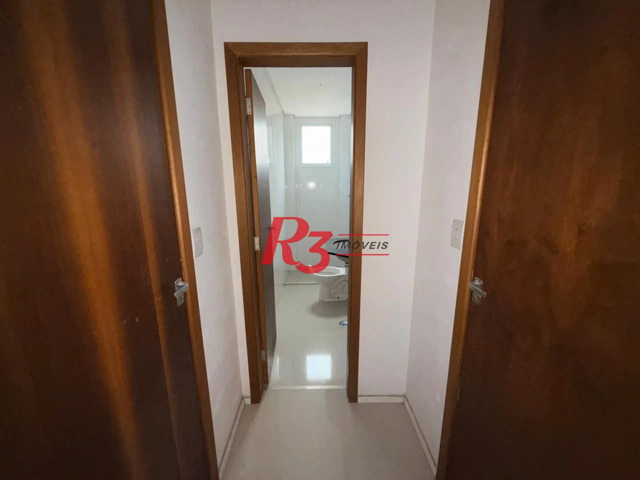Casa com 3 dormitórios à venda, 350 m² por R$ 1.300.000,00 - Embaré - Santos/SP