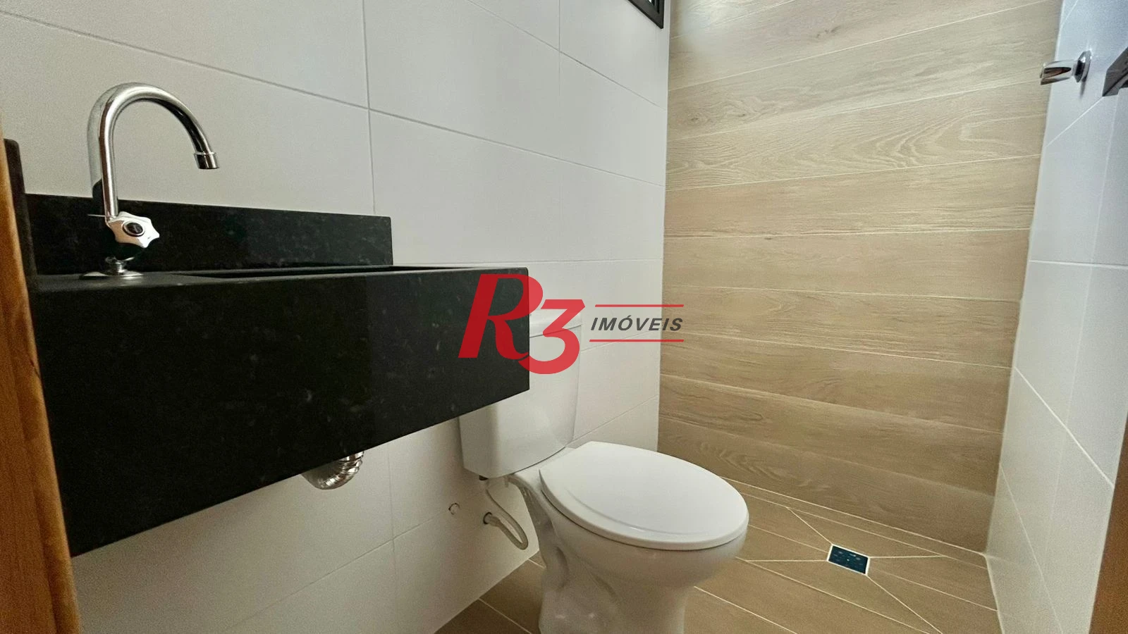 Casa com 2 dormitórios à venda, 90 m² por R$ 720.000,00 - Campo Grande - Santos/SP