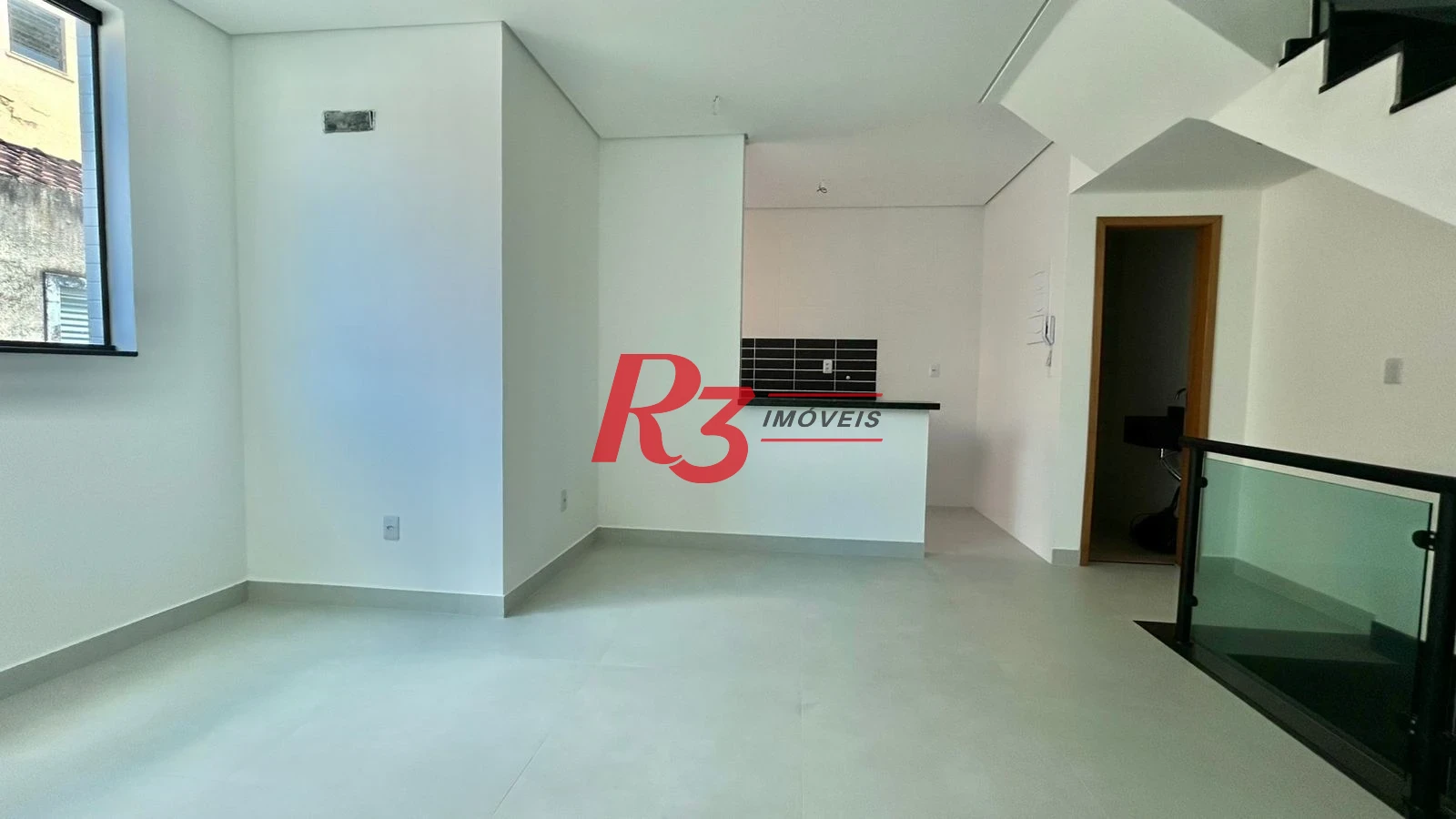 Casa com 2 dormitórios à venda, 90 m² por R$ 720.000,00 - Campo Grande - Santos/SP