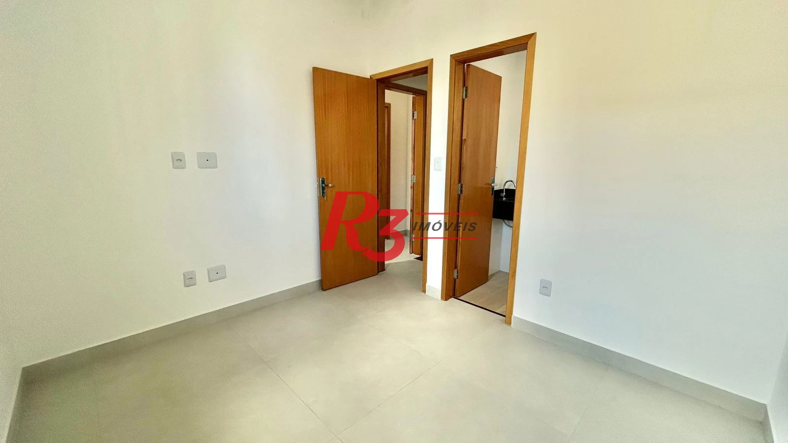 Casa com 2 dormitórios à venda, 90 m² por R$ 720.000,00 - Campo Grande - Santos/SP