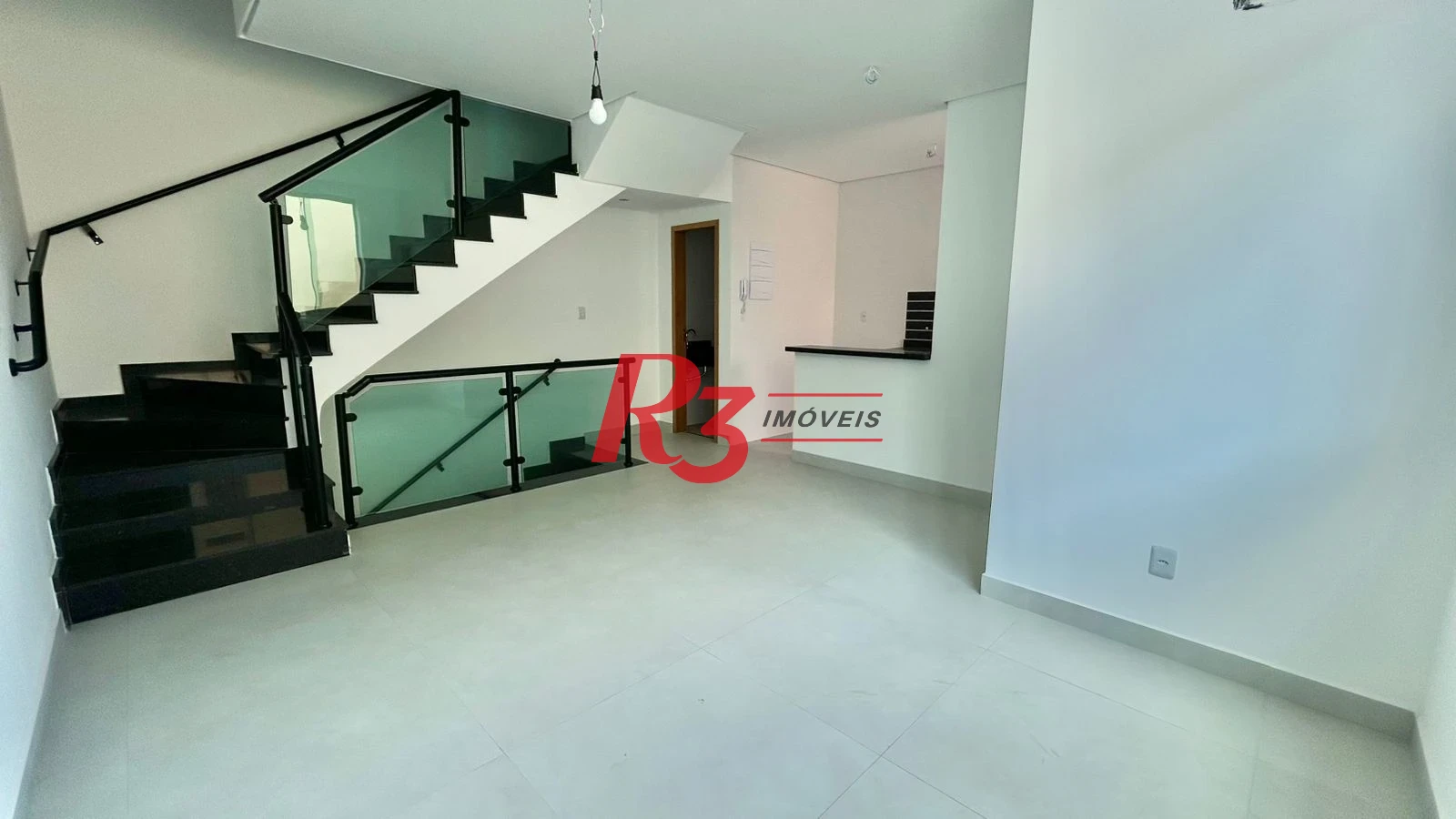 Casa com 2 dormitórios à venda, 90 m² por R$ 720.000,00 - Campo Grande - Santos/SP