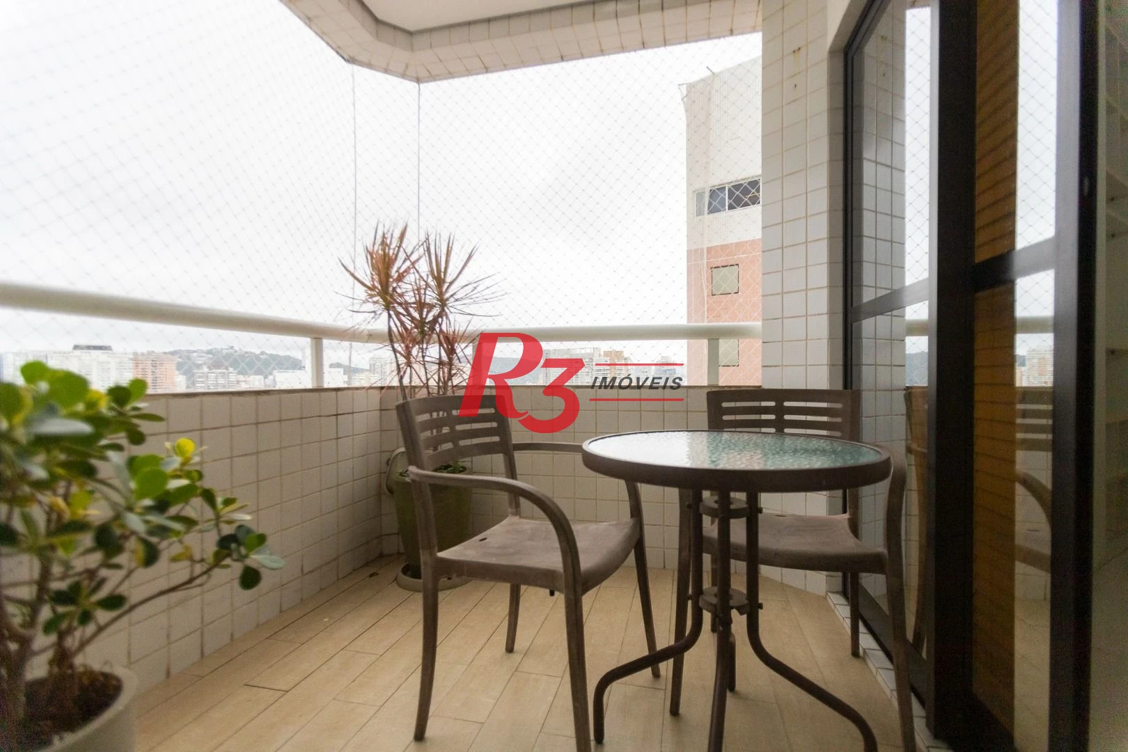Flat com 2 dormitórios para alugar, 60 m² por R$ 7.000,02/mês - Boqueirão - Santos/SP