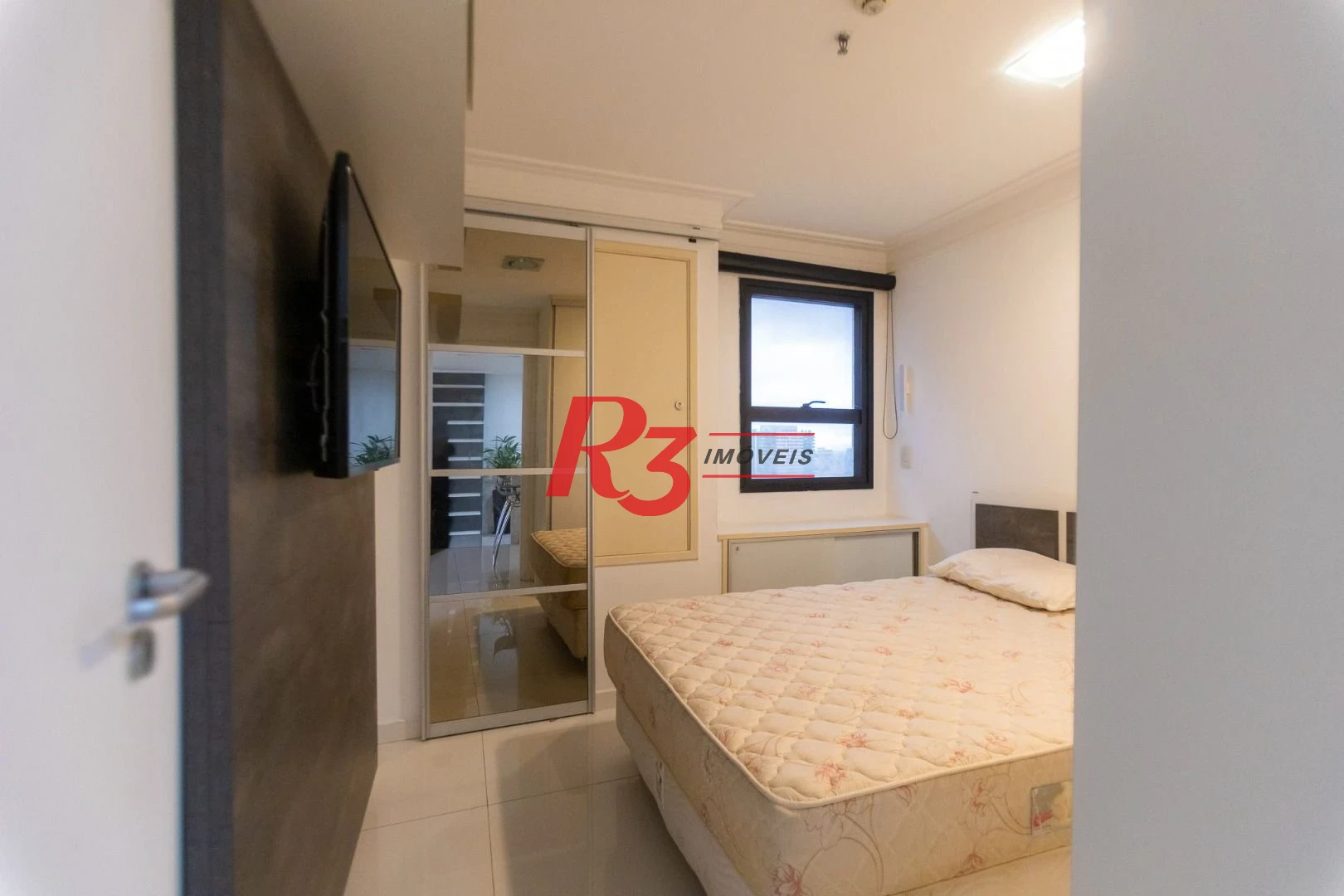 Flat com 2 dormitórios para alugar, 60 m² por R$ 7.000,02/mês - Boqueirão - Santos/SP
