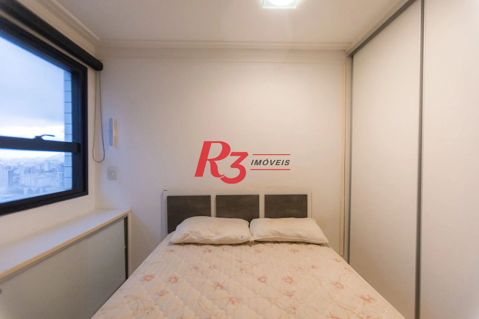 Flat com 2 dormitórios para alugar, 60 m² por R$ 7.000,02/mês - Boqueirão - Santos/SP
