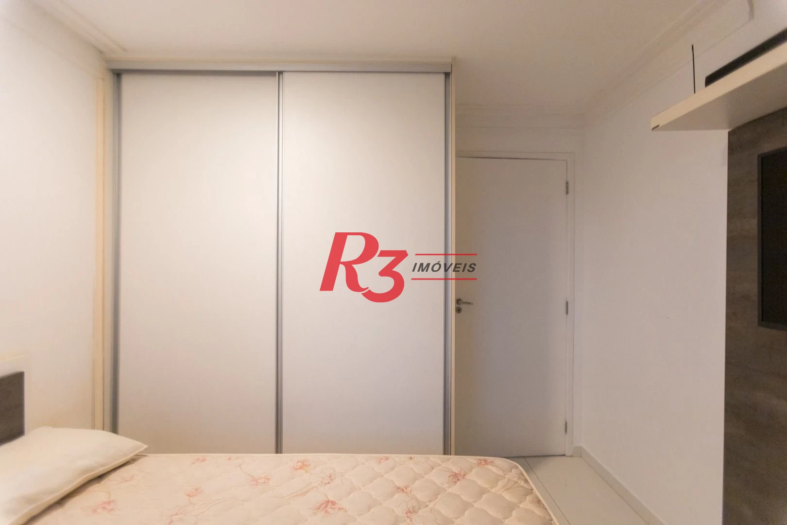 Flat com 2 dormitórios para alugar, 60 m² por R$ 7.000,02/mês - Boqueirão - Santos/SP