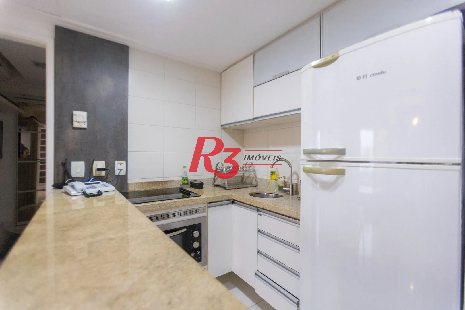 Flat com 2 dormitórios para alugar, 60 m² por R$ 7.000,02/mês - Boqueirão - Santos/SP