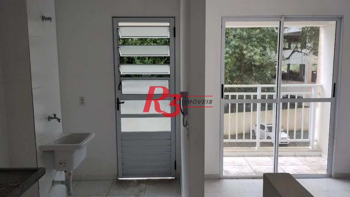 Apartamento com 2 dormitórios à venda, 61 m² por R$ 330.000,00 - Morro de Nova Cintra - Santos/SP