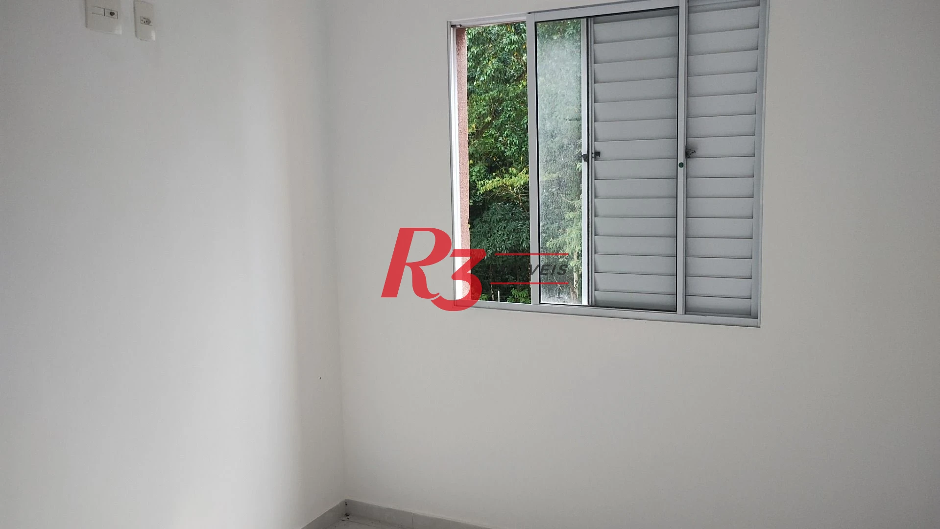 Apartamento com 2 dormitórios à venda, 61 m² por R$ 330.000,00 - Morro de Nova Cintra - Santos/SP
