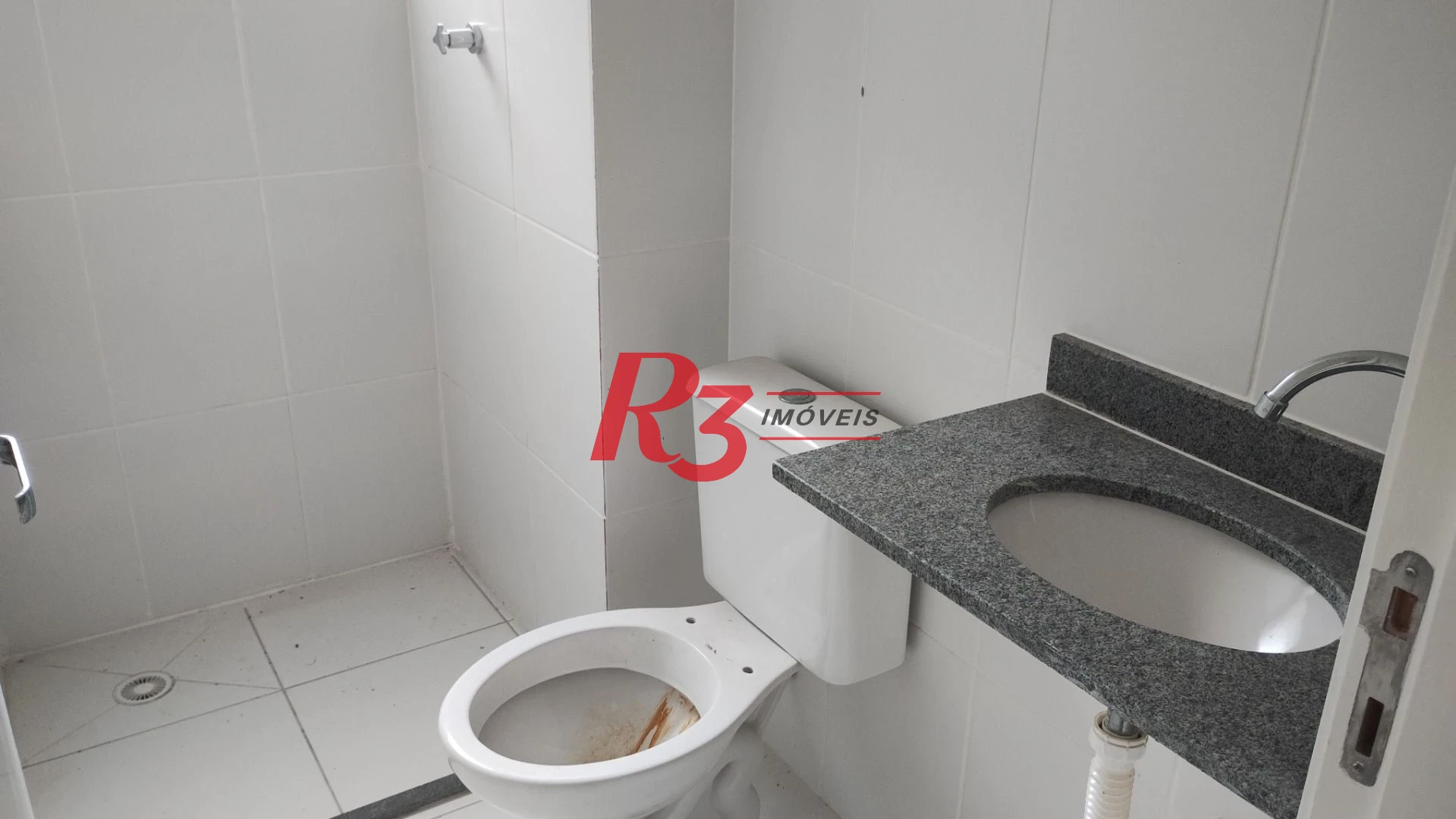 Apartamento com 2 dormitórios à venda, 61 m² por R$ 330.000,00 - Morro de Nova Cintra - Santos/SP
