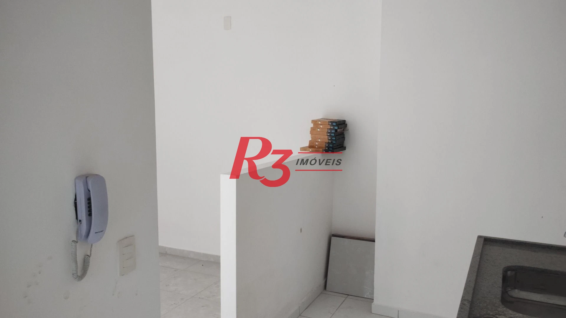 Apartamento com 2 dormitórios à venda, 61 m² por R$ 330.000,00 - Morro de Nova Cintra - Santos/SP