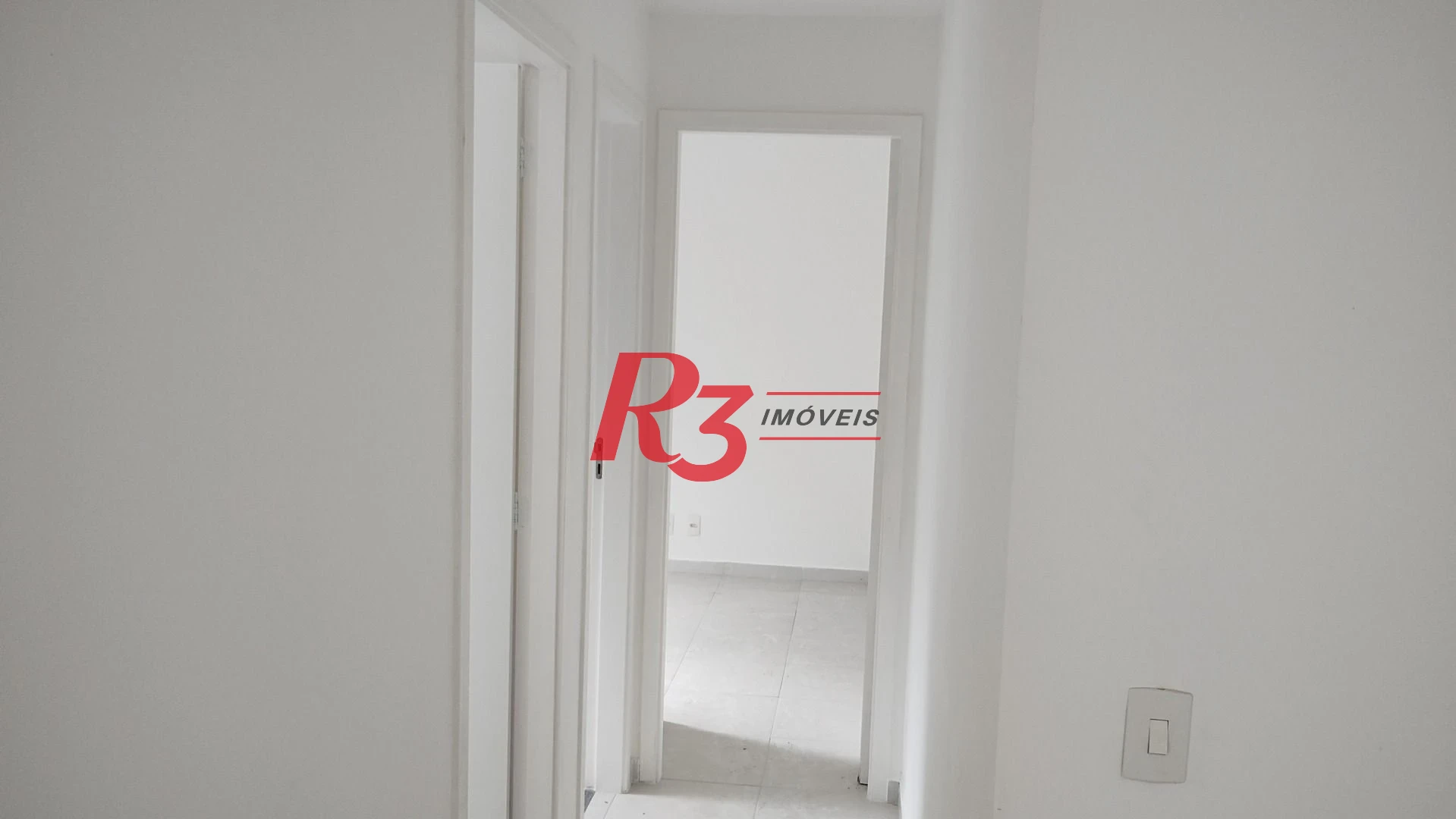 Apartamento com 2 dormitórios à venda, 61 m² por R$ 330.000,00 - Morro de Nova Cintra - Santos/SP