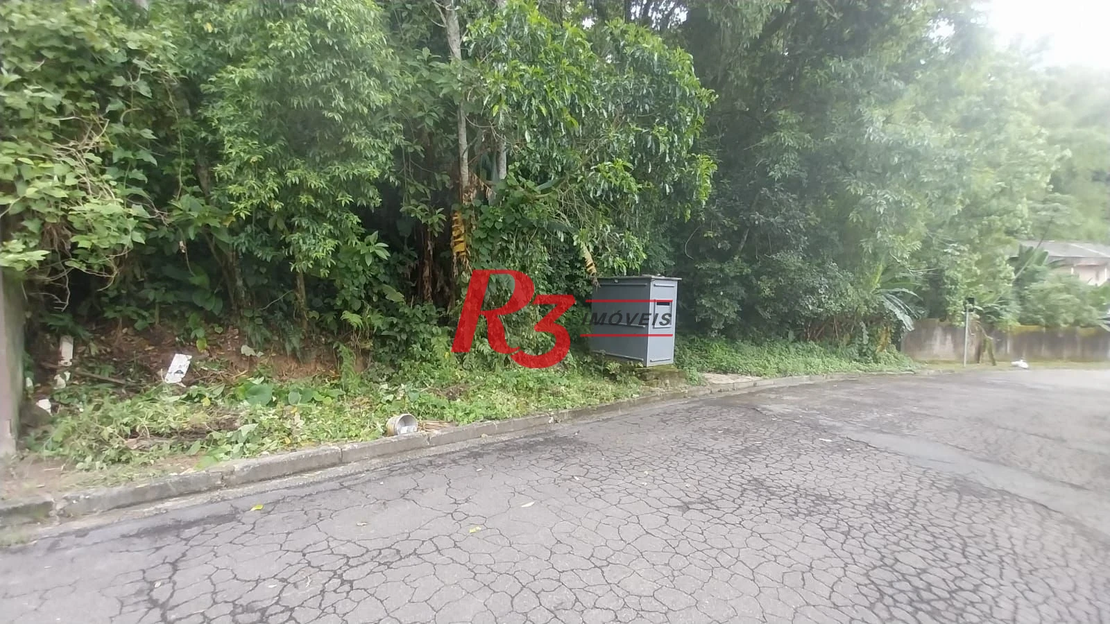 Terreno à venda, 796 m² por R$ 850.000,00 - Morro de Nova Cintra - Santos/SP