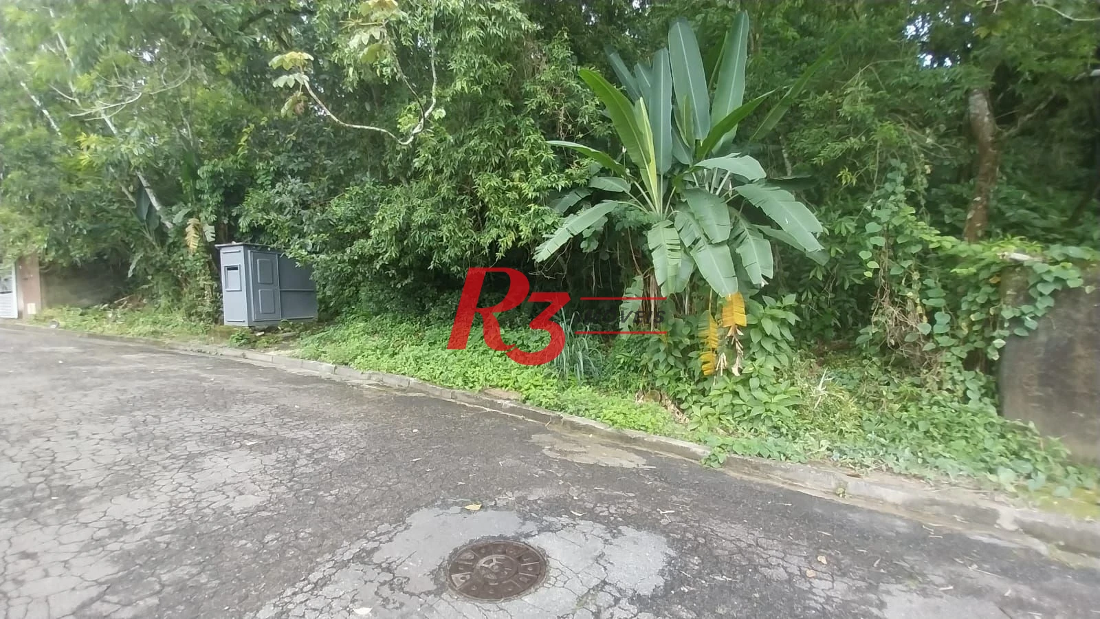 Terreno à venda, 796 m² por R$ 850.000,00 - Morro de Nova Cintra - Santos/SP