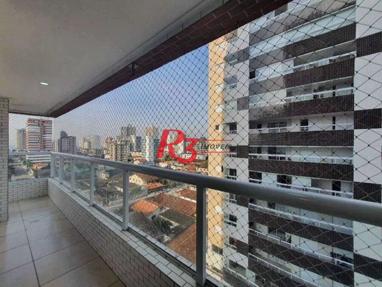 Apartamento com 2 dormitórios à venda, 86 m² por R$ 590.000,00 - Vila Guilhermina - Praia Grande/SP