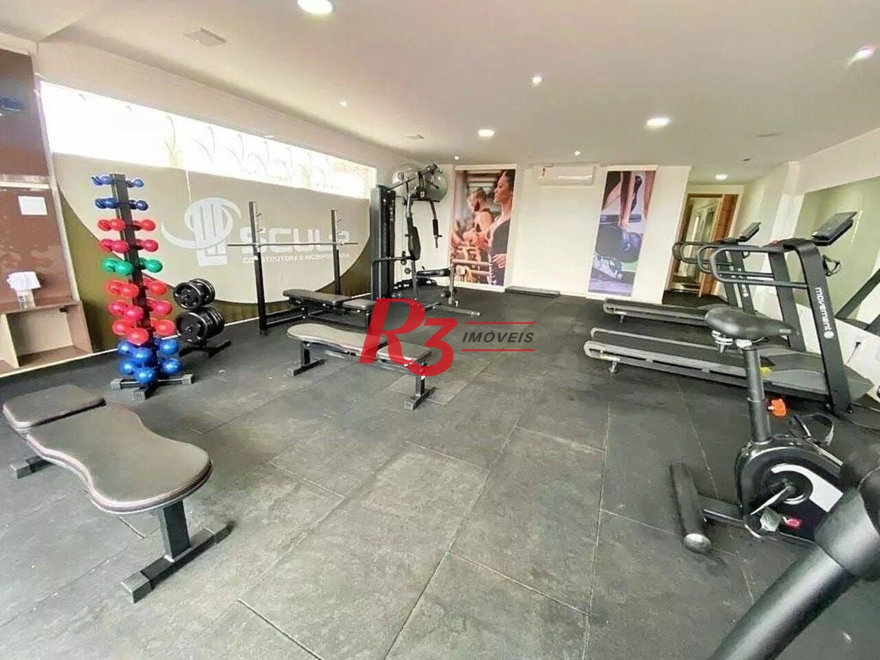 Apartamento com 2 dormitórios à venda, 86 m² por R$ 590.000,00 - Vila Guilhermina - Praia Grande/SP